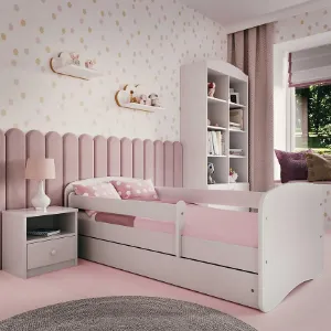 Obrazek Łóżko Dziecięce Babydreams+Sz+M Biały 70x140